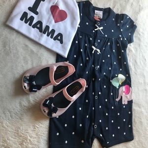 Baby clothes size 18 month shoes size 7